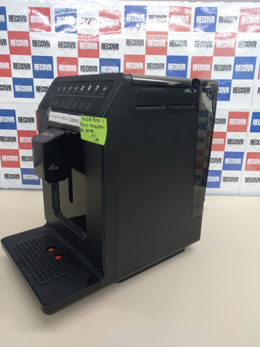 Cafetera superautomática 15 bares, 8 programas café, 5 grados de molienda